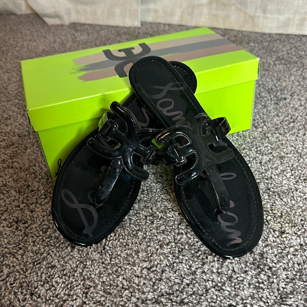 Sam Edelman black Paten Leather flip flops